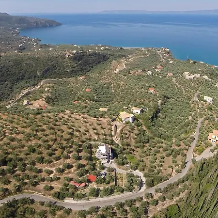 Ellinas Homes Megali Mantineia