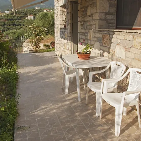 Lejlighed Ellinas Homes